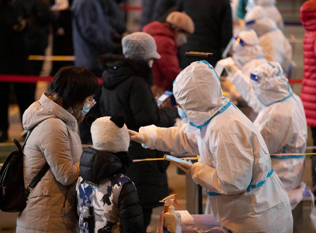 多地出现核酸检测阳性人员，疫情防控措施紧急启动